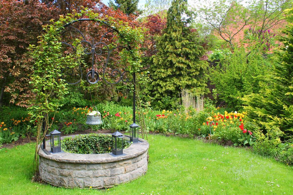 Hotel Burggartenpalais Ротенбург об дер Таубер Екстериор снимка