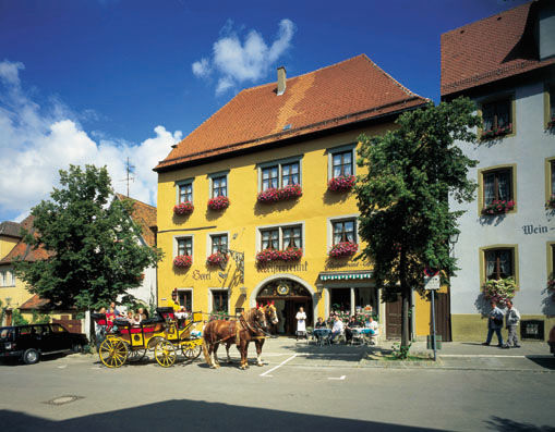 Hotel Burggartenpalais Ротенбург об дер Таубер Екстериор снимка